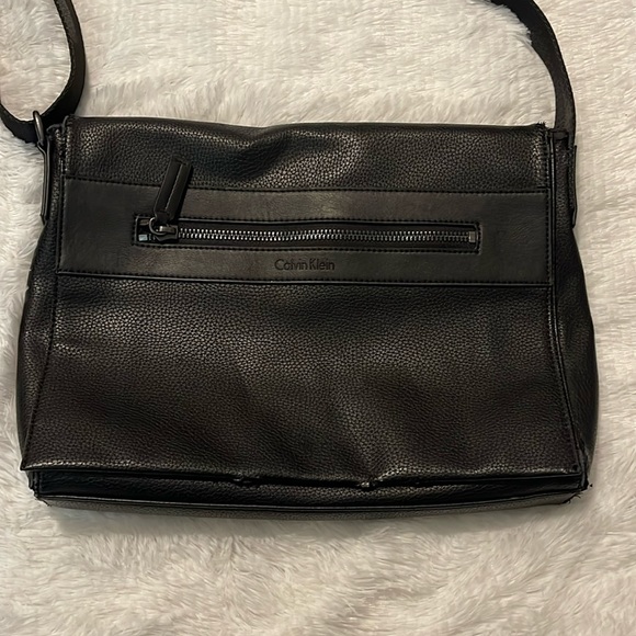 Calvin Klein Computer Bag - Picture 2 of 6